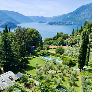 Castello Di Vezio In The Village Varenna