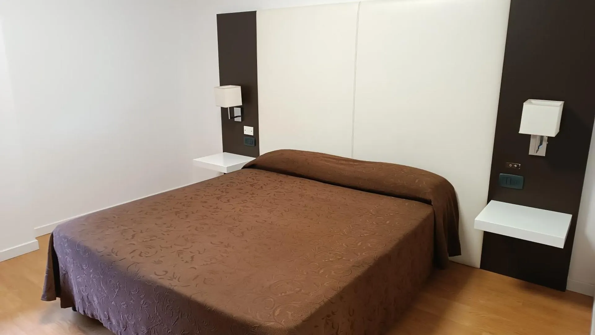 Tiby Hotel Modena