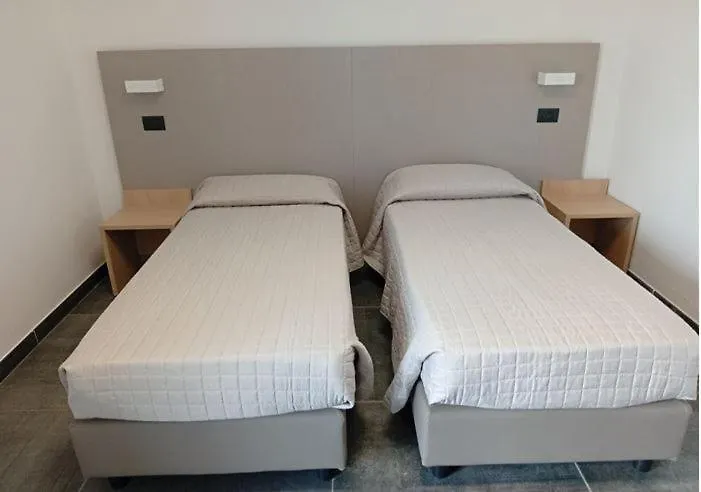 Tiby Hotel Modena 3*,