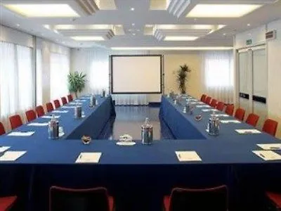 Tiby Hotel Modena